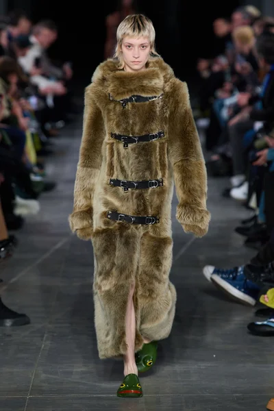 Look 42